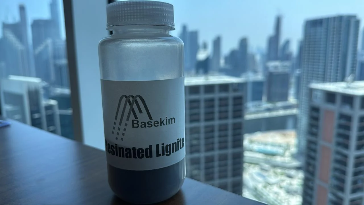 Resinated Lignite powder for water-based drilling fluids used as a fluid loss control additive in oil and gas drilling